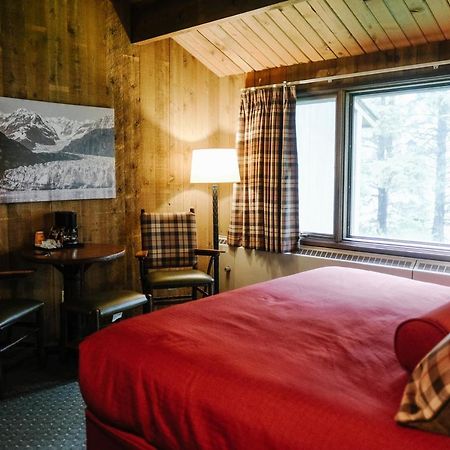 Glacier Bay Lodge Густавус Экстерьер фото