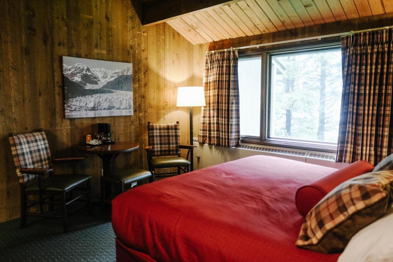 Glacier Bay Lodge Густавус Экстерьер фото